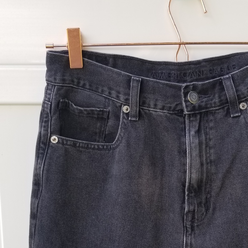 Black mom jeans